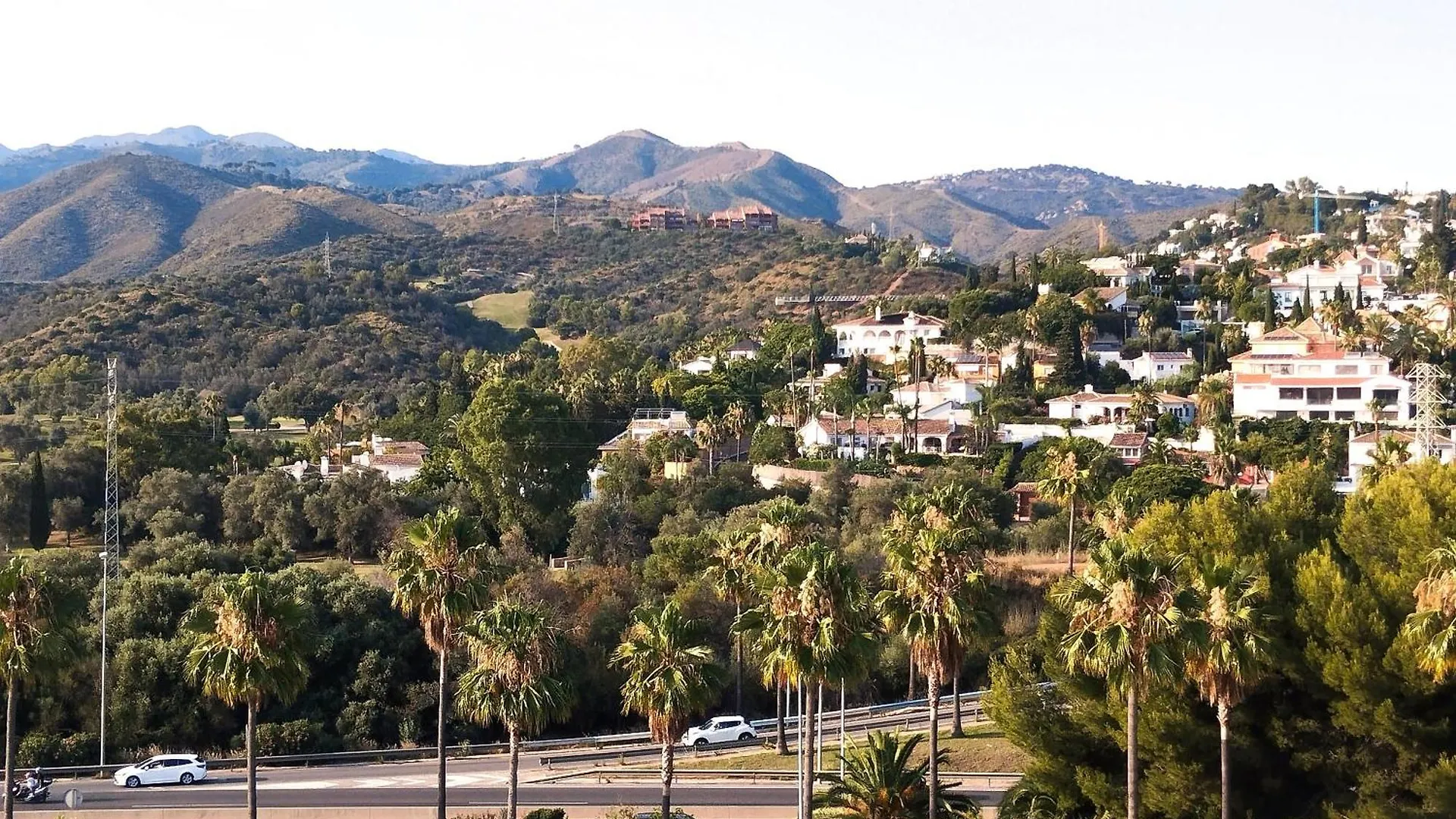 Napoleon 4A With Pool Close To The Beach Marbella Spain